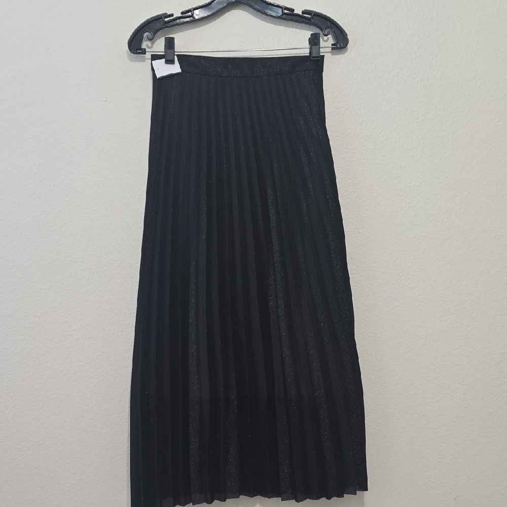 Sandro Black‎ Pleated Shimmer, Midi Skirt 1